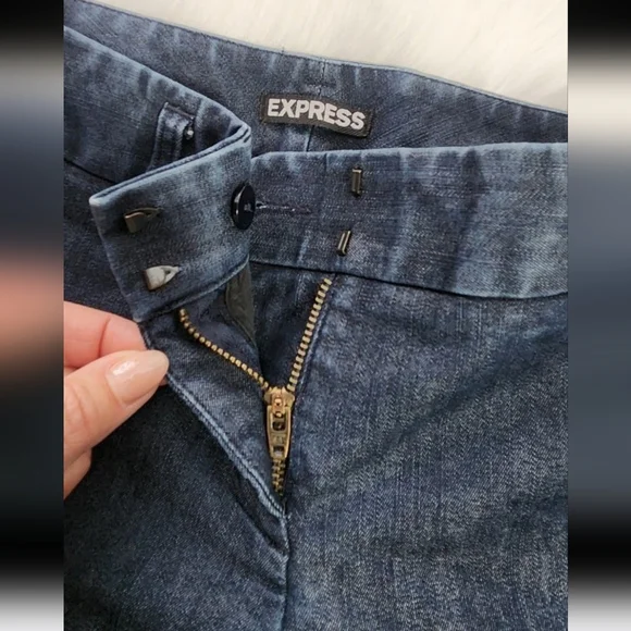 Express Cuffed Stretchy Summer COTTON shorts in Denim Blue size 0 Regular - Picture 2 of 7